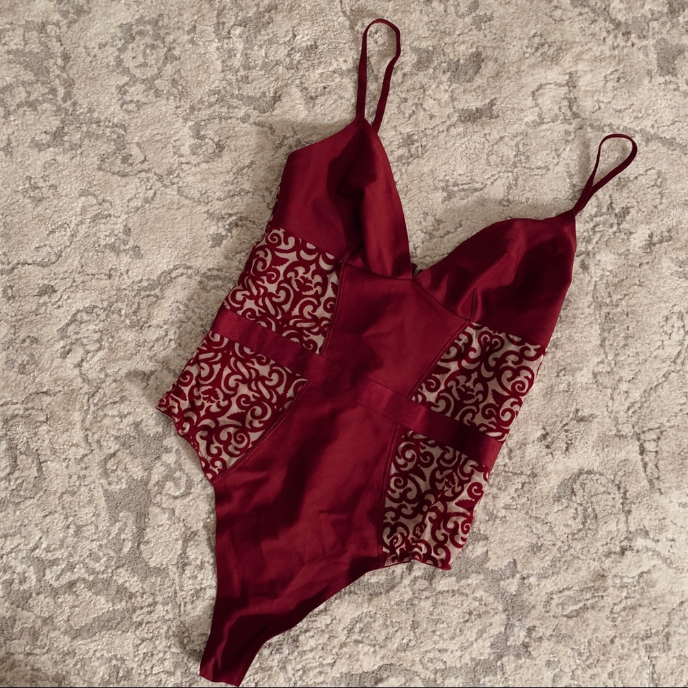 •Never Worn• Victoria’s Secret Bodysuit